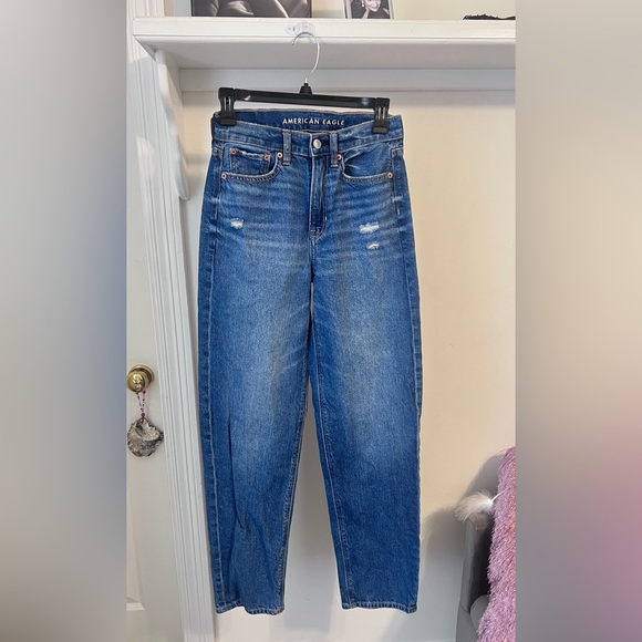 American Eagle Super High Rise Baggy Straight - Picture 2 of 8